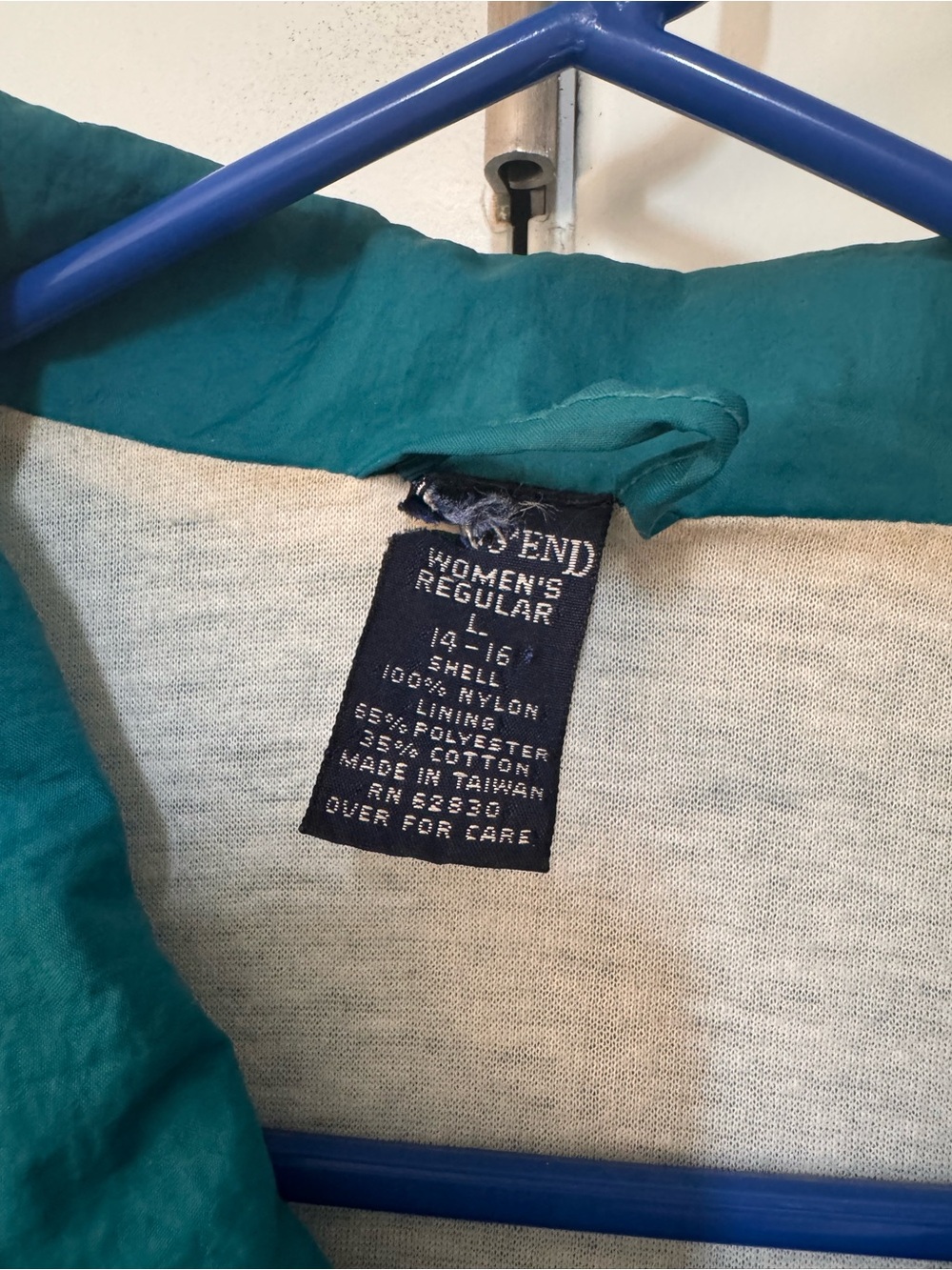 Lands' End Teal Windbreaker with Navy and Red Sleeve Panels - Picture 3 of 6